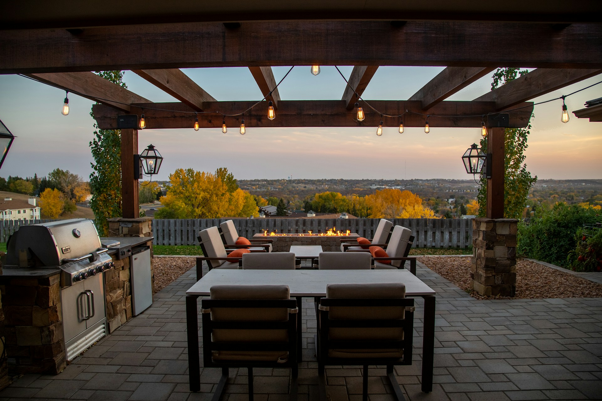 8 Tips to Weatherproof Your Luxury Pergola